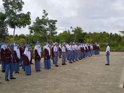 Senin, 04-11-2024