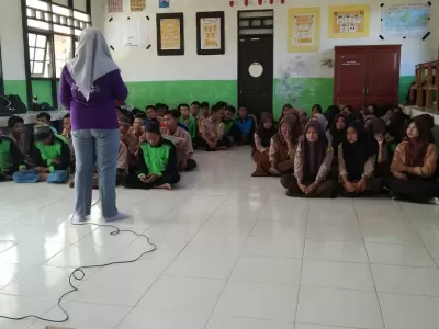 Jum'at, 13-09-2024