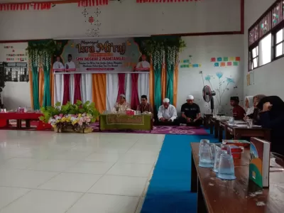 Kamis, 23-01-2025