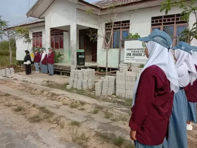 Senin, 07-10-2024